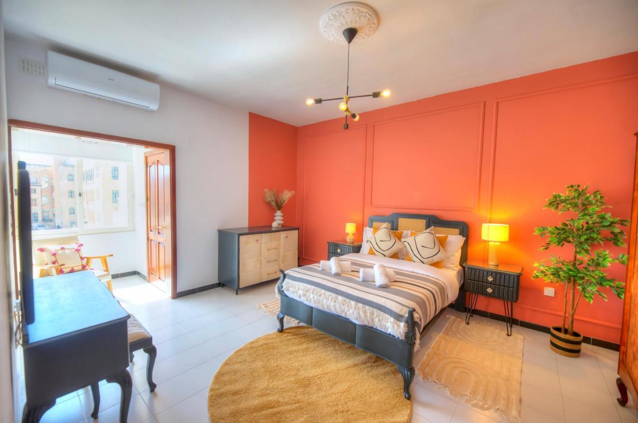 Beautifully Furnished Seafront 4 Bedrooms Goslm-4 Sliema Exterior foto